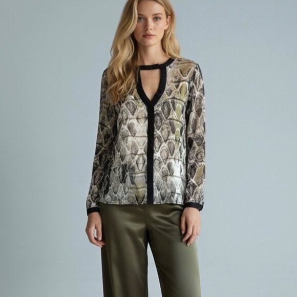 NWT Snake Print 100% Blouse Sz M Chiffon Animal Print Career Professional Work - Picture 12 of 13
